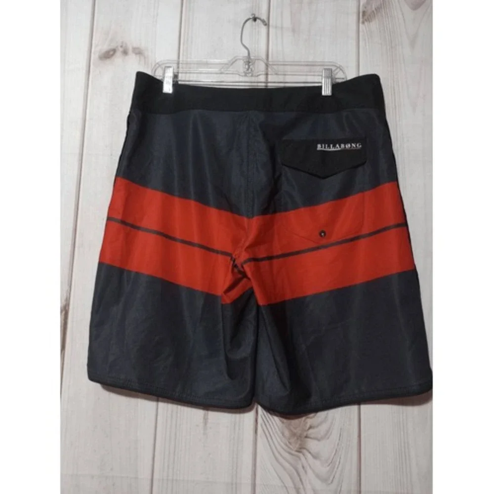 Billabong Platinum X PX3 Board Shorts Mens 36 Black Red Striped Stretch Bloke‎